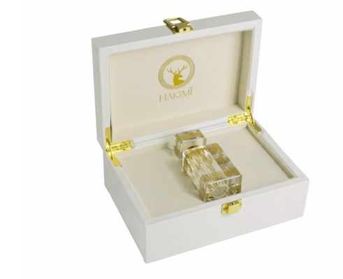 kupować Środowiskowo przyjazne perfumy drewniane pudełko 200*100*200 mm z błyszczącym lakierem online manufacture