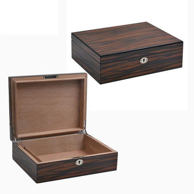 Buy Custom Cedar Wood Cigar Humidor Natural Color Cigar Humidor Case online manufacture