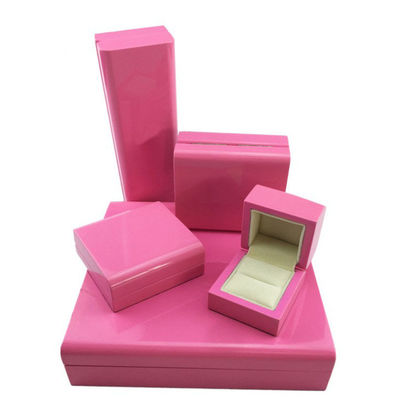 Buy Luxury Customized Wooden Necklace Box Wooden Jewelry Organizer online manufacture