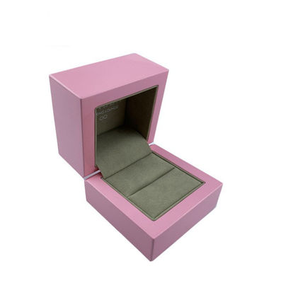 Buy Luxury Wooden Proposal Ring Box E0 Grade With Environmentally Friendly Materials online manufacture