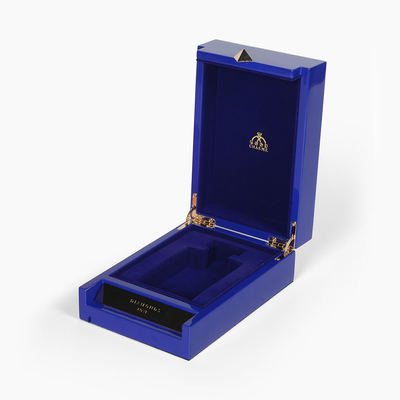 Buy Luxury Custom Wooden Wine Gift Box For One Bottle Wine High Glossy Packing Box online manufacture